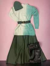 Carica l&#39;immagine nel visualizzatore di Gallery, Maglione lungo bicolor verde
